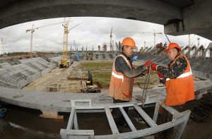 Строители нового стадиона на Крестовском продолжают бастовать