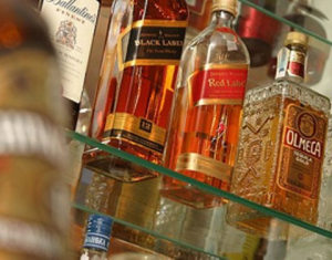Россияне    стали меньше употреблять алкоголь